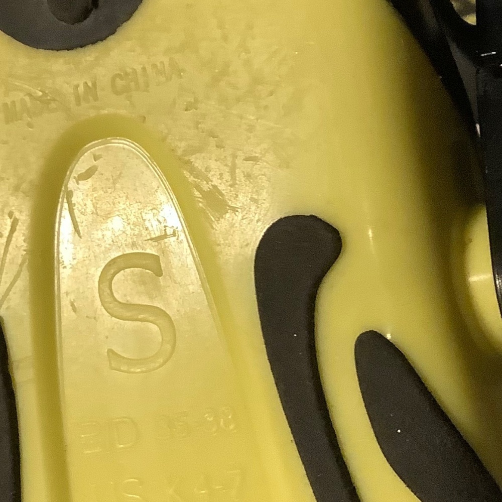 Scuba Fins - Picture 8 of 10